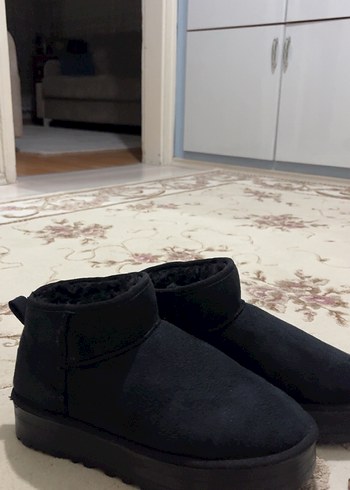 39 Beden siyah Renk Siyah UGG bot kadın