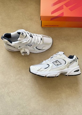 New Balance 530 Beyaz Spor Ayakkabı