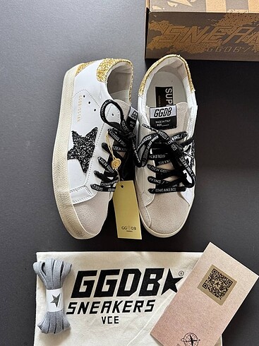 39 Beden beyaz Renk Golden Goose Deluxe Sneaker