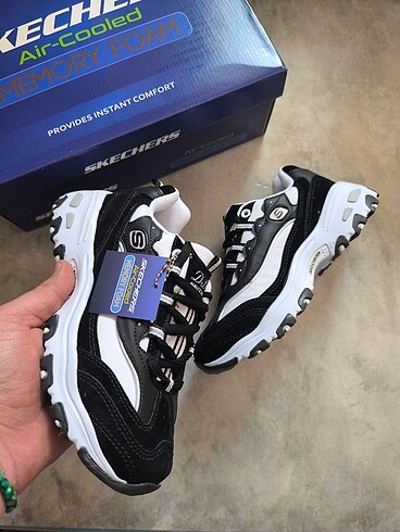 40 Beden siyah Renk Skechers D-Lites