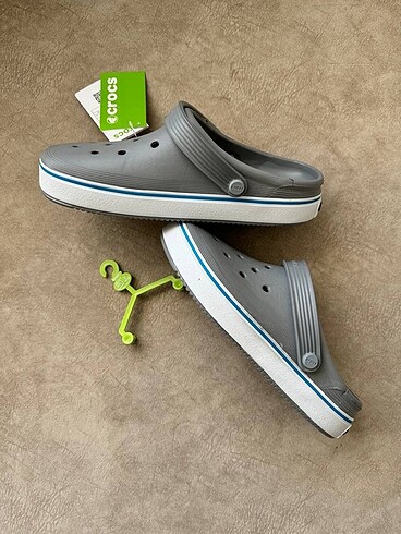 Crocs Classic Off Court