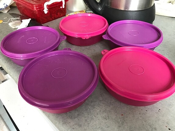 Tupperware Tupperware