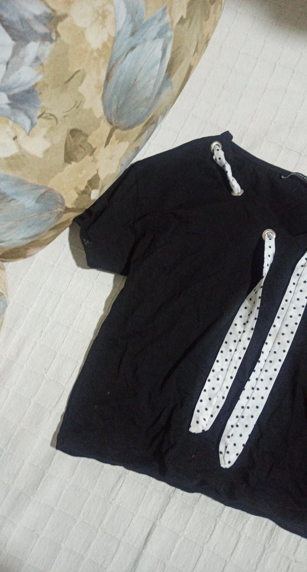 Siyah v Yaka Kadın Gömlek puantiyeli goth - Görsel 2