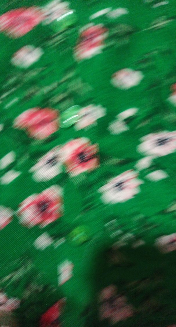 Çiçek Desenli Yeşil Bluz - Görsel 4