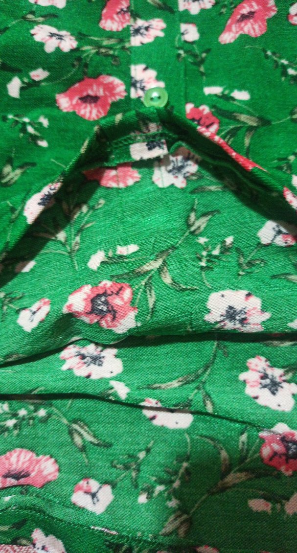 Çiçek Desenli Yeşil Bluz - Görsel 5