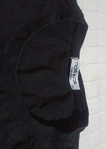 Siyah Tişört kolsuzumsu - Görsel 3