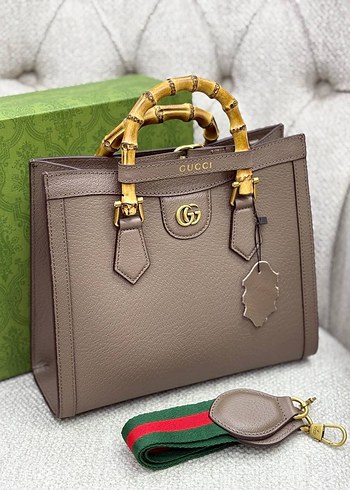 Gucci Bambulu Saplı Bej Deri Kadın Çanta