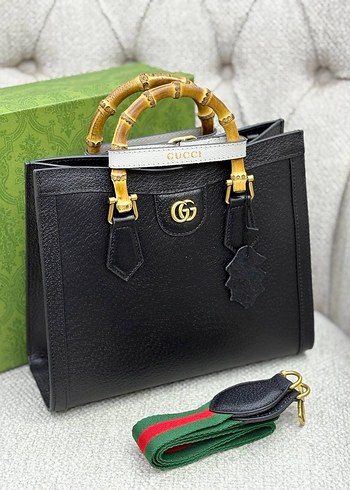 Gucci Gucci Bambulu Saplı Bej Deri Kadın Çanta