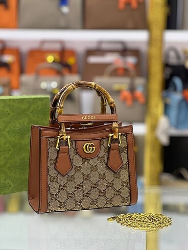 Gucci Gucci diana mini tote bag