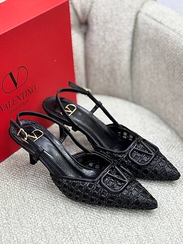 Valentino pumps