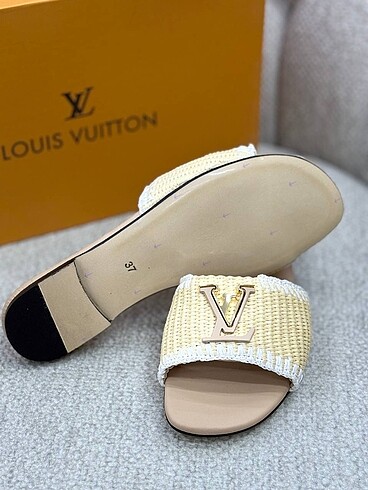36 Beden Louis vuitton slipper
