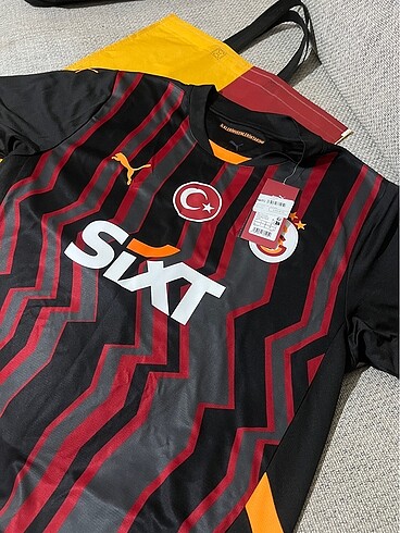 Orijinal Galatasaray deplasman forması - Görsel 6