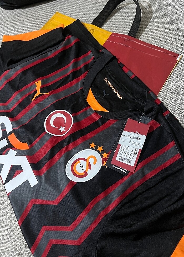 Orijinal Galatasaray deplasman forması - Görsel 4