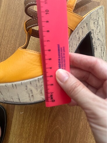 Gerçek deri topuklu yazlık ayakkabı - Görsel 7