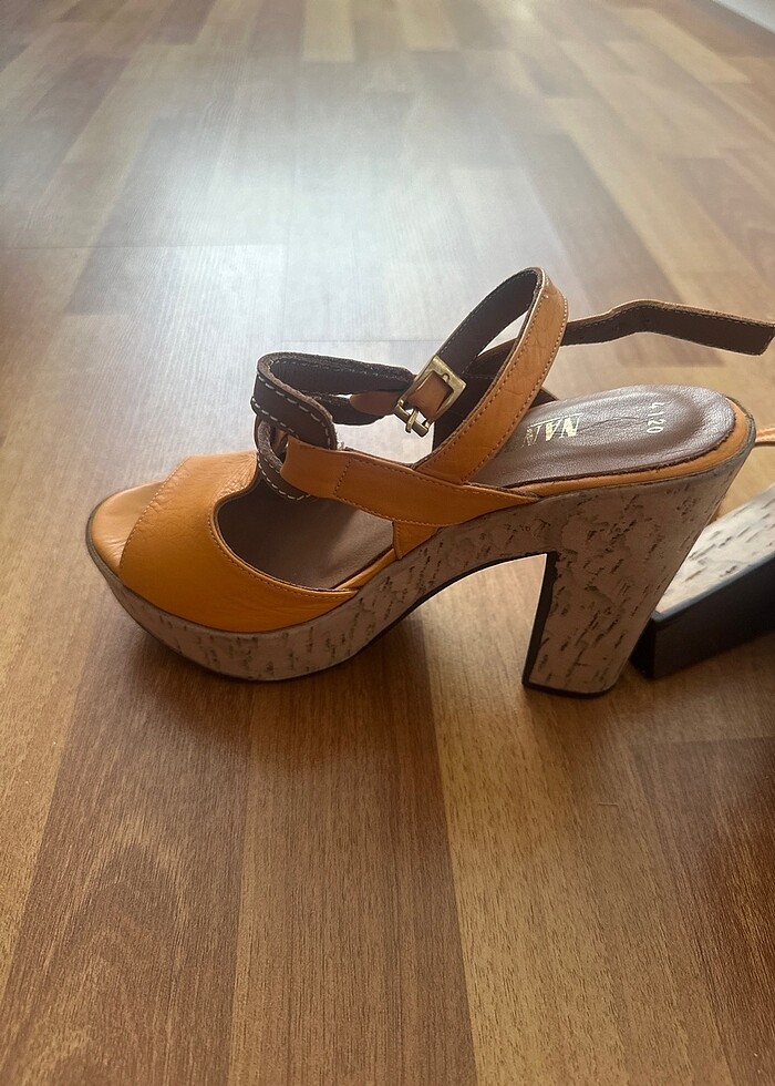 Gerçek deri topuklu yazlık ayakkabı - Görsel 4