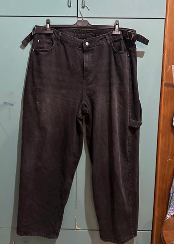 Kemerli Siyah Kadın Midi Boy Kot Pantolon