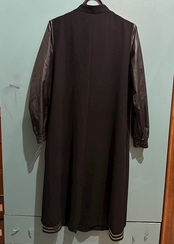 Diğer Uzun Siyah Deri Kollu Gotik Kadın Kaban
