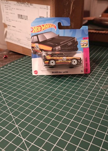 Siyah Hot Wheels Audi Sport quattro