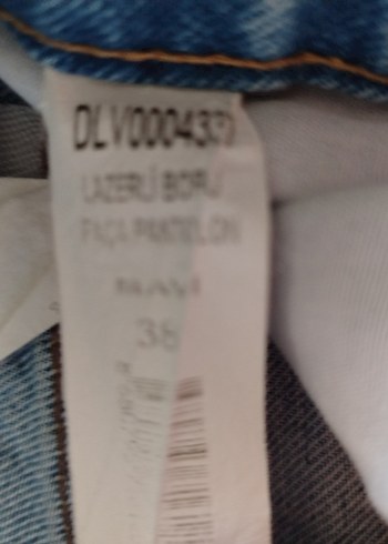 Mavi Jeans Kadın Mavi Yırtık Bol Kesim Midi Kot Pantolon