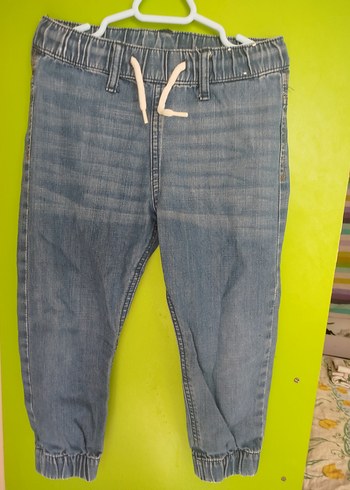 Erkek Çocuk Mavi Bol Kesim Denim Pantolon 3_4 yaşa uygun
