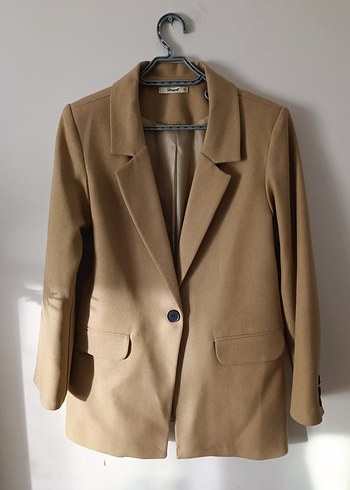 Düğmeli Bej Kadın Blazer Ceket