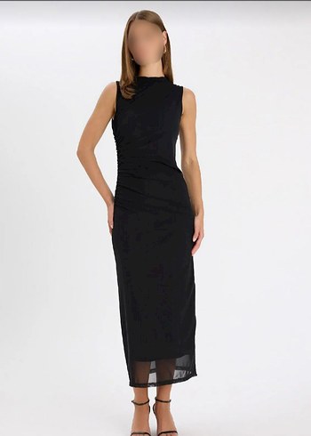 Siyah Drapeli Yüksek Yakalı Uzun Elbise - Görsel 2