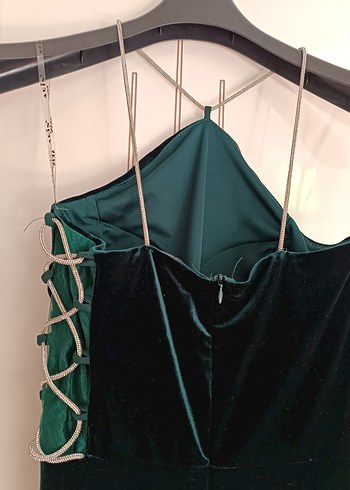 Kadife Zümrüt Yeşili Gece Elbisesi - Görsel 4