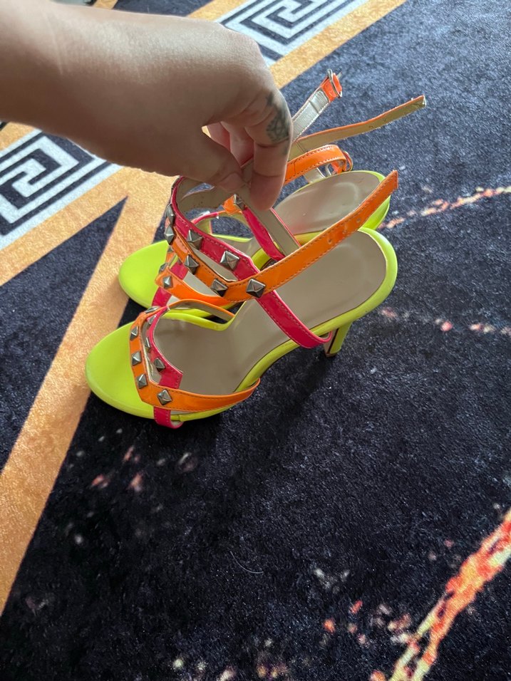 Renkli Toka Detaylı Yüksek Topuklu Stiletto - Görsel 2