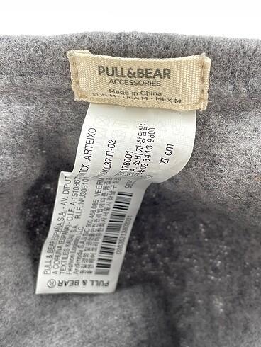Beden Pull and Bear Şapka %70 İndirimli.