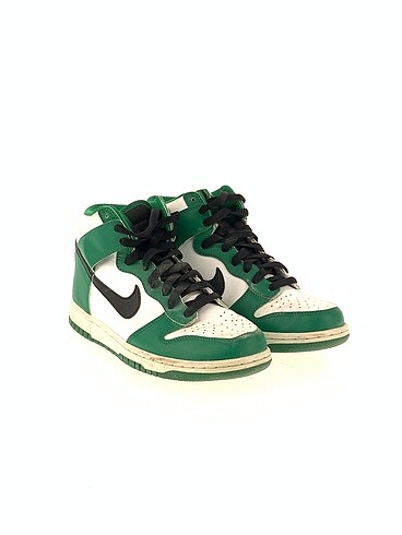 Nike Nike Spor Ayakkabı %70 İndirimli.