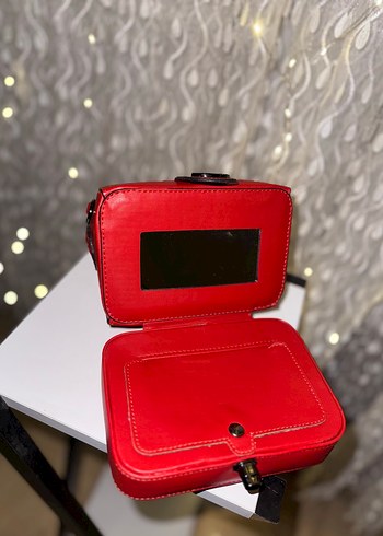 Kırmızı özel makyaj kutulu Elizabeth çanta - Görsel 5