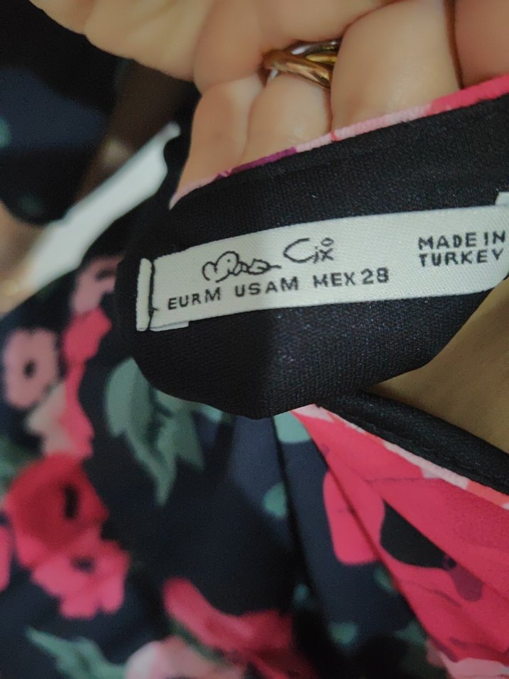 Çiçek Desenli Siyah Bohem Uzun Elbise - Görsel 4