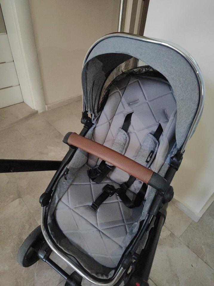 Gri Bebek Arabası Katlanabilir Model - Görsel 4