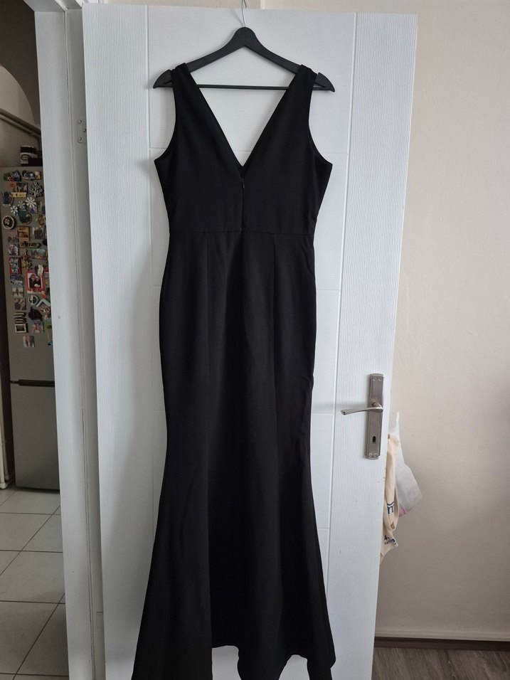 Siyah V Yaka Uzun Kadın Abiye Elbise - Görsel 3