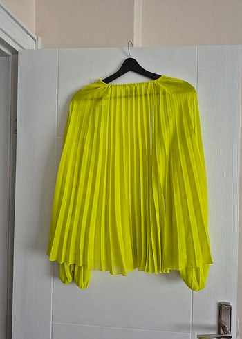 Zara Piliseli V Yakalı Kadın Bluz - Görsel 3