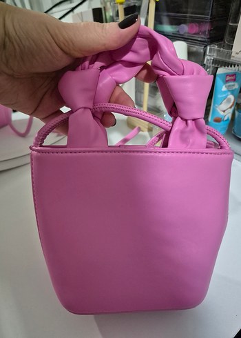 Pembe Fiyonklu Kadın Çanta - Görsel 2