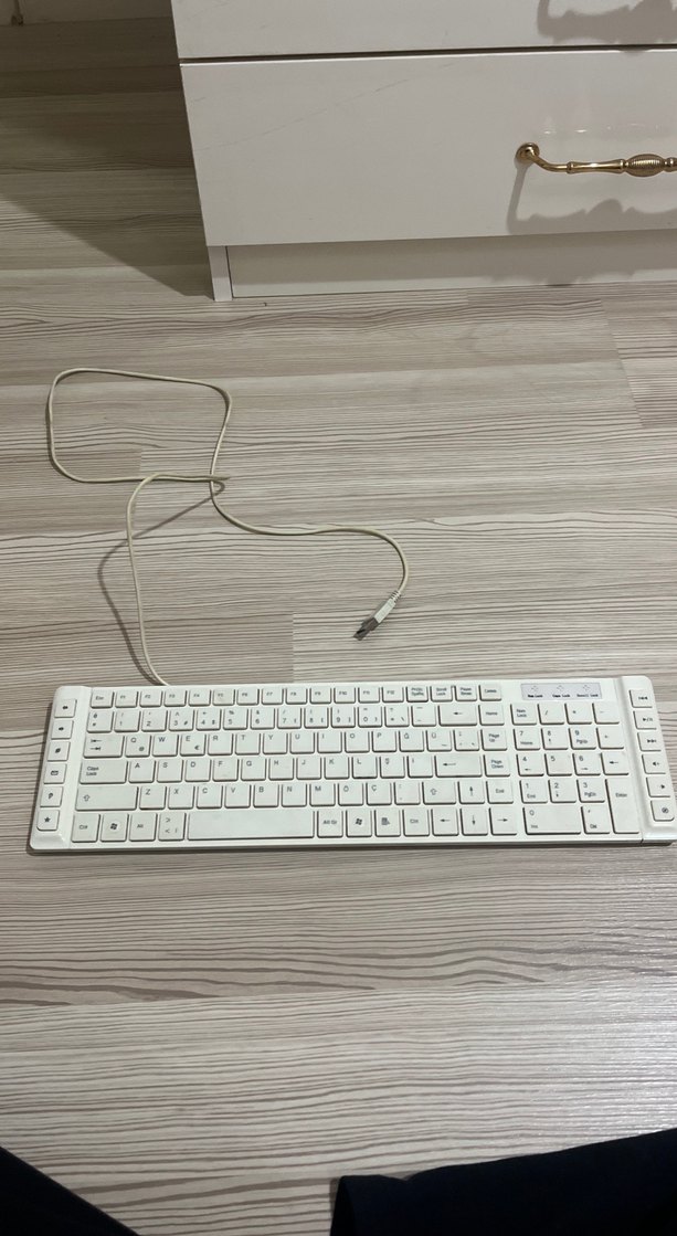 Beyaz Kablolu Q Klavye - Görsel 2