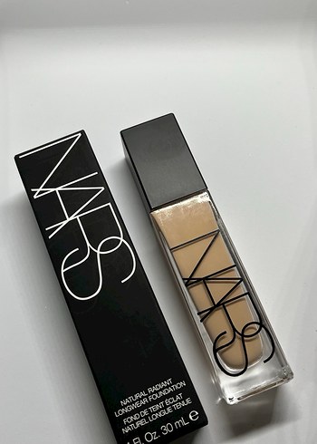 NARS Doğal Işıltılı Fondöten 30 ml - Lıght 2.5 yukon - Görsel 2