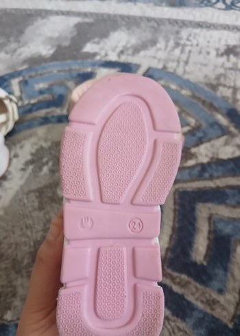 24 Beden Kız Çocuk Pembe Tokalı Street Wear Bot