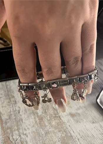 Gri Zincir Detaylı  Bileklik - Görsel 2