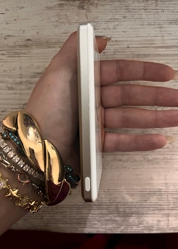 Beyaz Philips Kablosuz Power Bank - Görsel 3