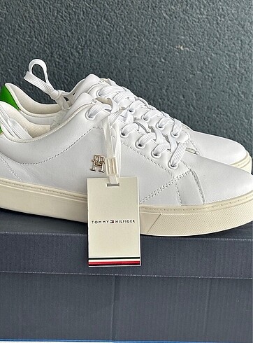 39 Beden beyaz Renk Tommy Hilfiger Deri Spor Ayakkabı