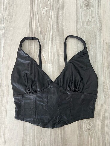 Bershka crop