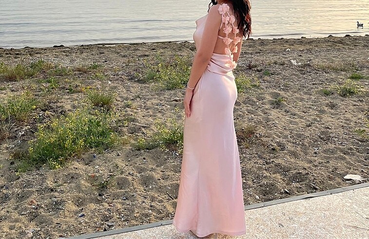 xs Beden Zara saten elbise