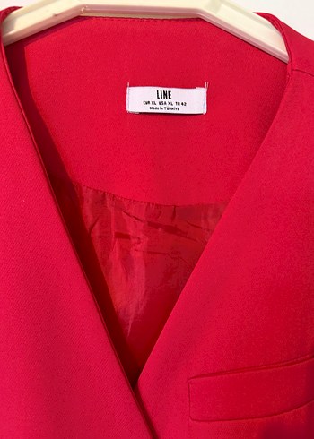Kadın Kırmızı Düğmeli Uzun Kollu Ceket - Görsel 2