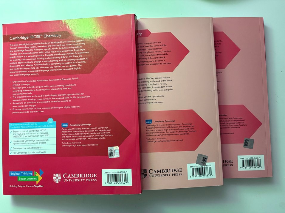Cambridge IGCSE chemistry kitapları - Görsel 2