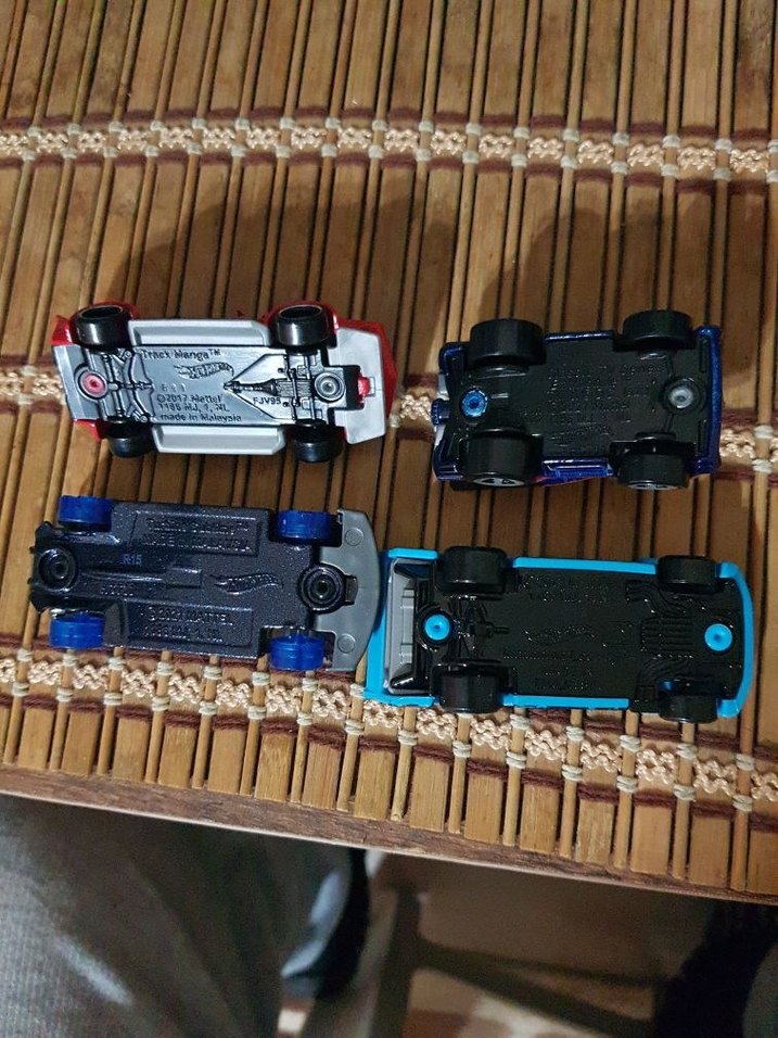 Hotwheels 4lü fiyatıdır - Görsel 3