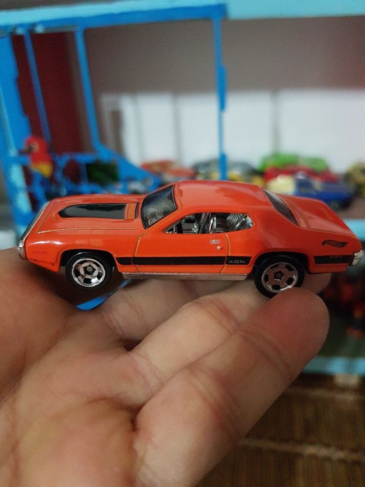 Hotwheels plymout - Görsel 3