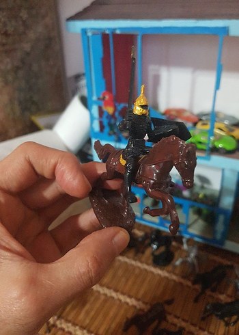 ortaçağ romalı askerler 8 at 8 asker - Görsel 5