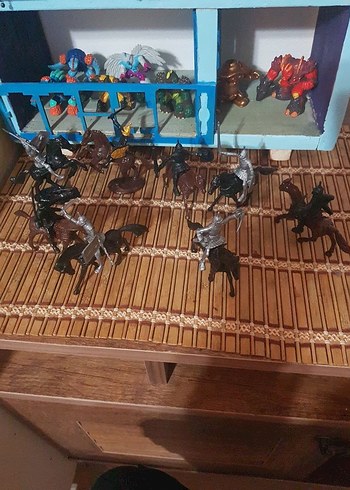 ortaçağ romalı askerler 8 at 8 asker - Görsel 3